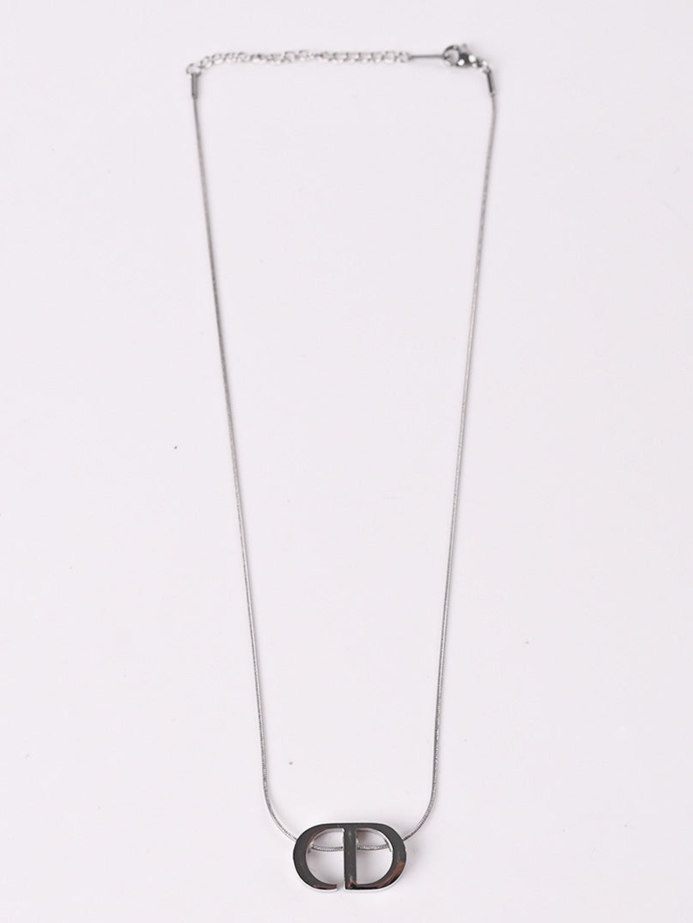 CD DIOR STYLR Silver Pendant Necklace chain